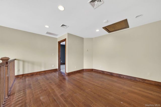 231-233 Celery Avenue 231, New Hampton, NY 10958