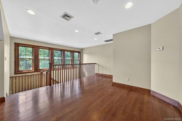 231-233 Celery Avenue 231, New Hampton, NY 10958