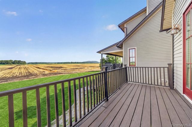 231-233 Celery Avenue 231, New Hampton, NY 10958