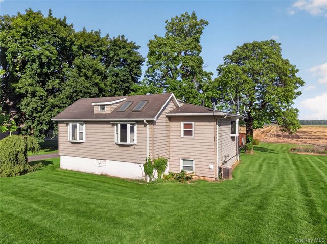 231-233 Celery Avenue 231, New Hampton, NY 10958