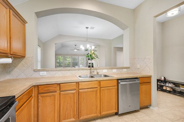 1417 Constantina Drive, Denton, TX 76207