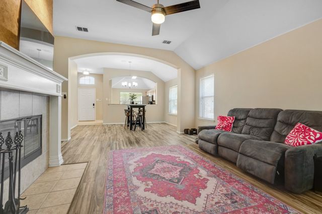 1417 Constantina Drive, Denton, TX 76207