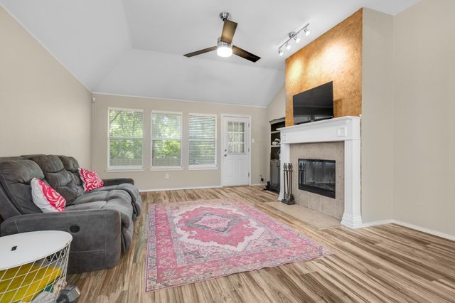 1417 Constantina Drive, Denton, TX 76207