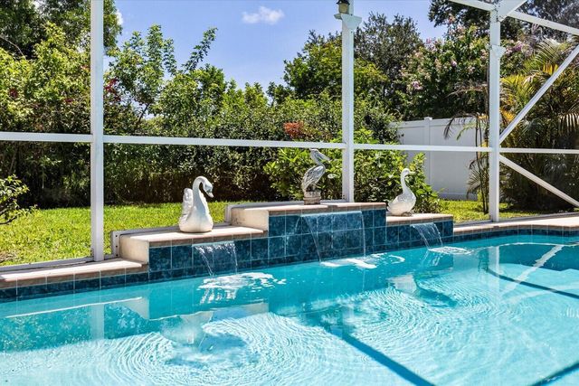 631 SE Stow Terrace, Port St. Lucie, FL 34984