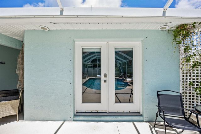 631 SE Stow Terrace, Port St. Lucie, FL 34984