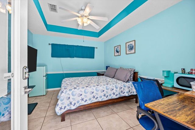 631 SE Stow Terrace, Port St. Lucie, FL 34984