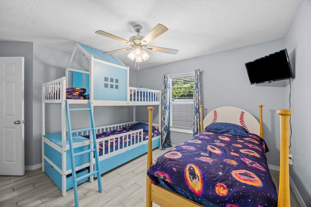 631 SE Stow Terrace, Port St. Lucie, FL 34984