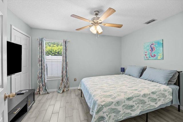 631 SE Stow Terrace, Port St. Lucie, FL 34984
