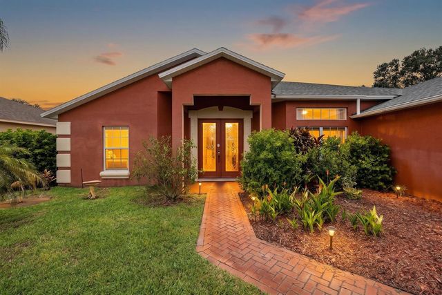 631 SE Stow Terrace, Port St. Lucie, FL 34984
