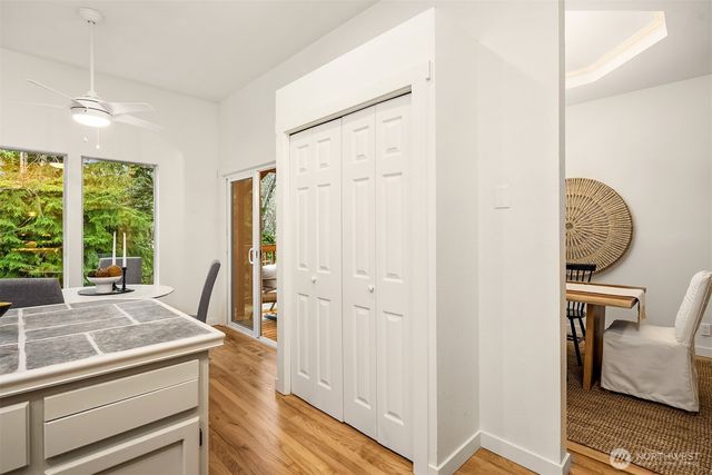 2715 NE 184th Place, Lake Forest Park, WA 98155