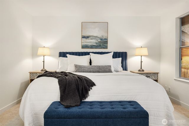 2715 NE 184th Place, Lake Forest Park, WA 98155