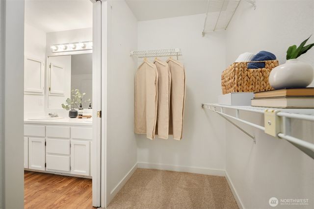 2715 NE 184th Place, Lake Forest Park, WA 98155