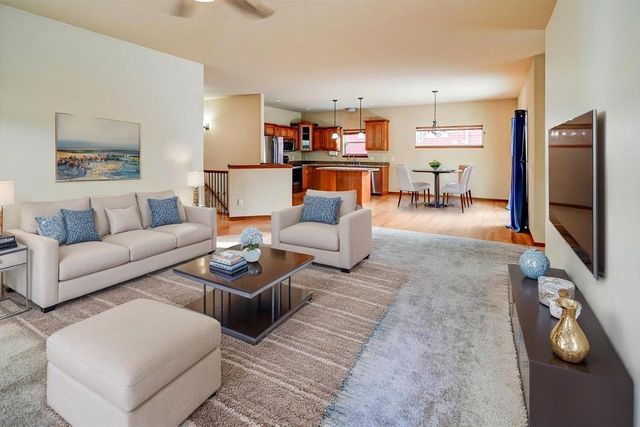 9305 Golden Hue Boulevard, Verona, WI 53593