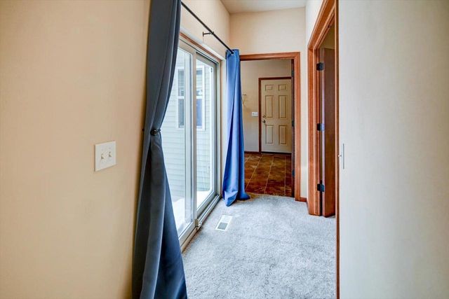 9305 Golden Hue Boulevard, Verona, WI 53593