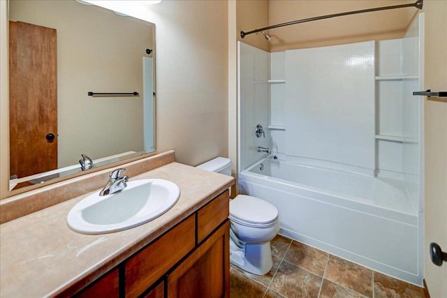 9305 Golden Hue Boulevard, Verona, WI 53593