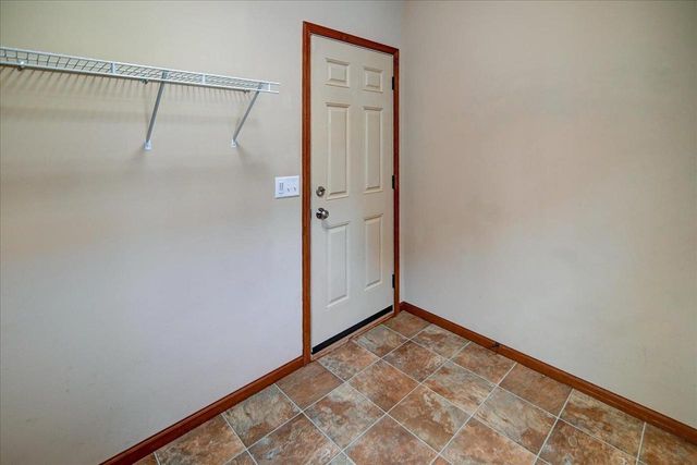 9305 Golden Hue Boulevard, Verona, WI 53593