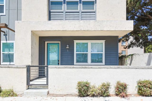 1410 N Harbor 1, Santa Ana, CA 92703