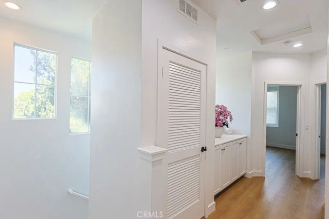 1410 N Harbor 1, Santa Ana, CA 92703