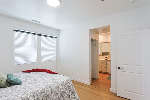 1410 N Harbor 1, Santa Ana, CA 92703