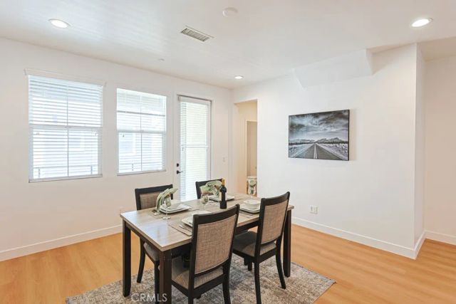 1410 N Harbor 1, Santa Ana, CA 92703