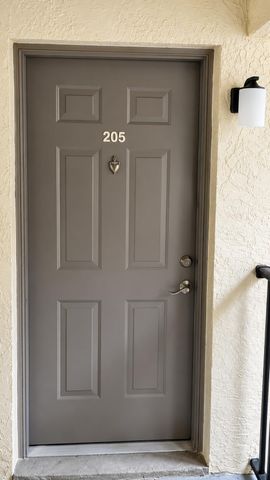 677 TRACE Circle 205, Deerfield Beach, FL 33441