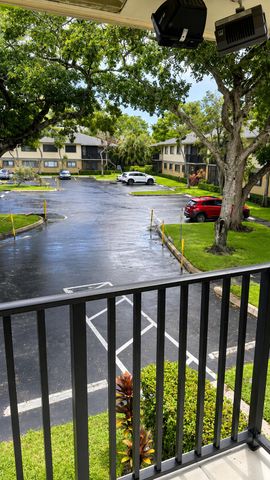 677 TRACE Circle 205, Deerfield Beach, FL 33441