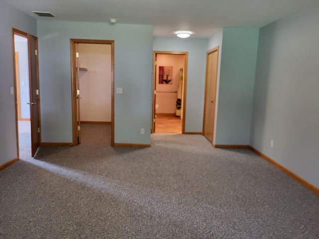 34 Victoria Circle, La Porte, IN 46350