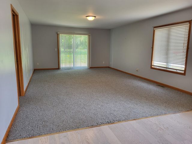 34 Victoria Circle, La Porte, IN 46350