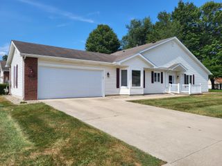 34 Victoria Circle, La Porte, IN 46350