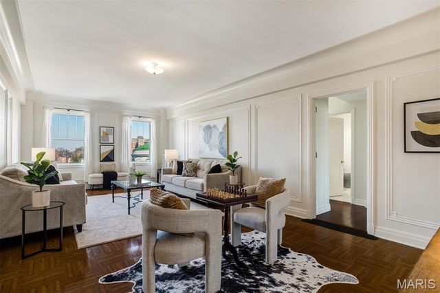 4440 Lindell Boulevard 801, St Louis, MO 63108