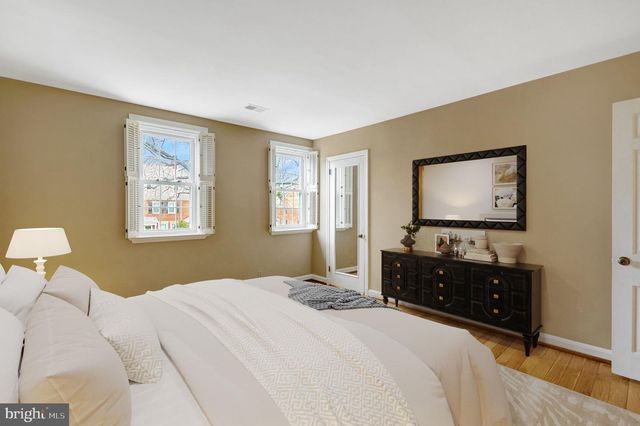 4142 36TH ST S, Arlington, VA 22206