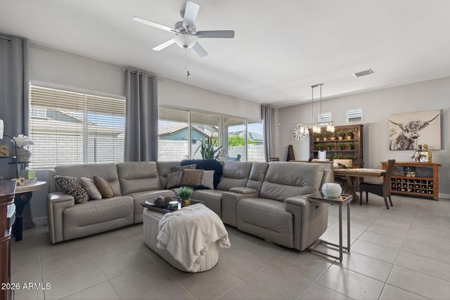 16042 W ELECTRA Lane, Surprise, AZ 85387
