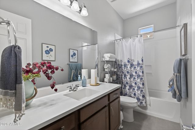 16042 W ELECTRA Lane, Surprise, AZ 85387