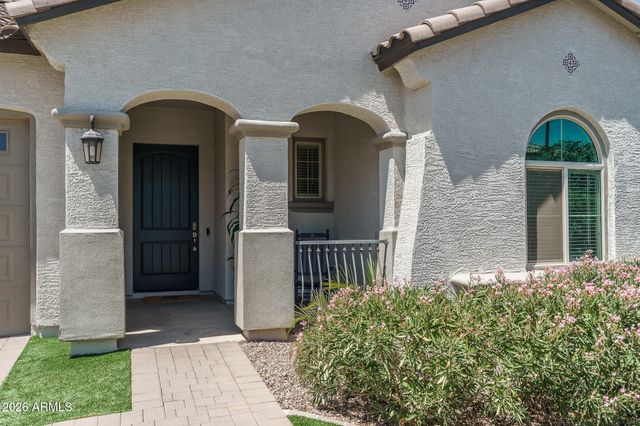 16042 W ELECTRA Lane, Surprise, AZ 85387
