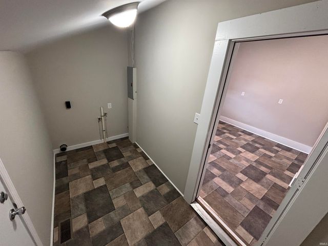 917 Oak Street, Vincennes, IN 47591