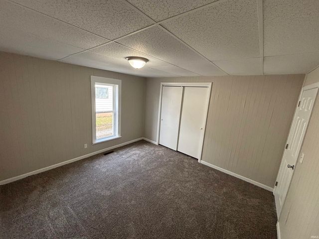 917 Oak Street, Vincennes, IN 47591