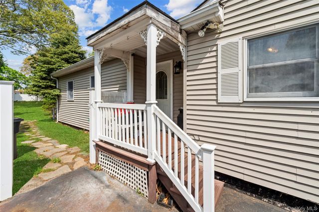 164 Dare Road, Selden, NY 11784