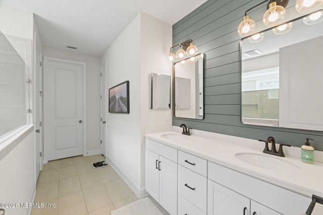 381 PIONEER VILLAGE Drive, Ponte Vedra, FL 32081