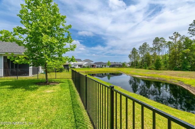 381 PIONEER VILLAGE Drive, Ponte Vedra, FL 32081
