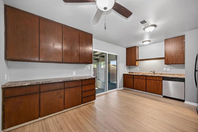 1627 Gerry Ct, Auburn, CA 95603