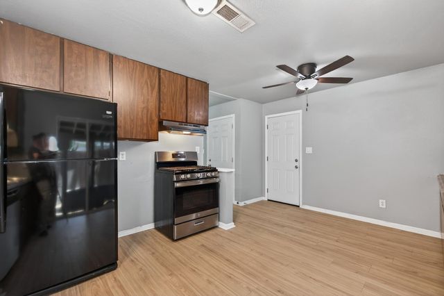 1627 Gerry Ct, Auburn, CA 95603