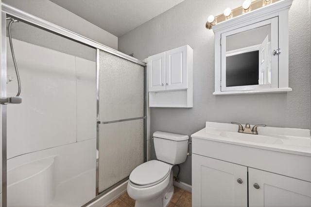 1627 Gerry Ct, Auburn, CA 95603