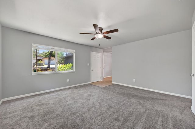 1627 Gerry Ct, Auburn, CA 95603