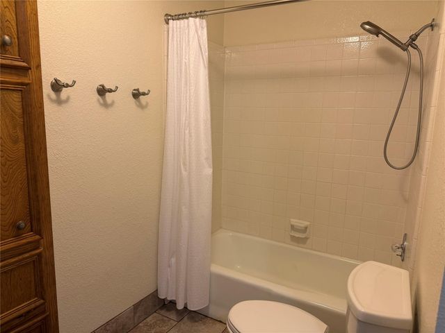 349 Fantail LOOP B, Austin, TX 78734