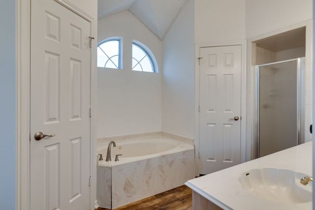 319 Kessler Drive, Euless, TX 76039