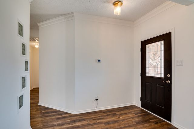319 Kessler Drive, Euless, TX 76039