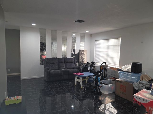 1474 N Mangonia Circle, West Palm Beach, FL 33401