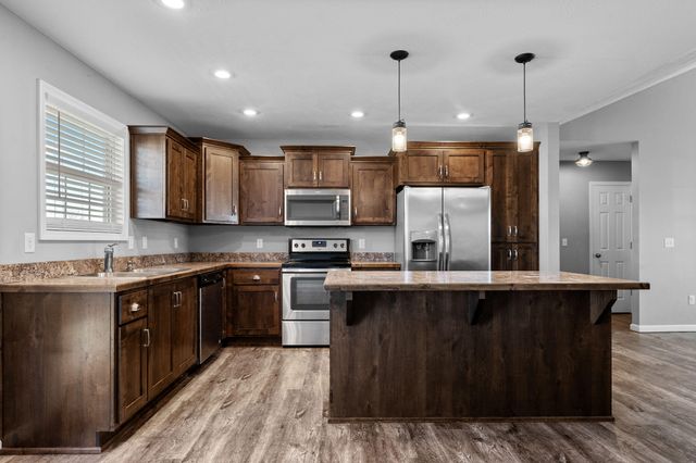 256 Velma Drive, Seymour, MO 65746