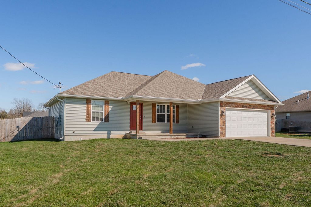 256 Velma Drive, Seymour, MO 65746