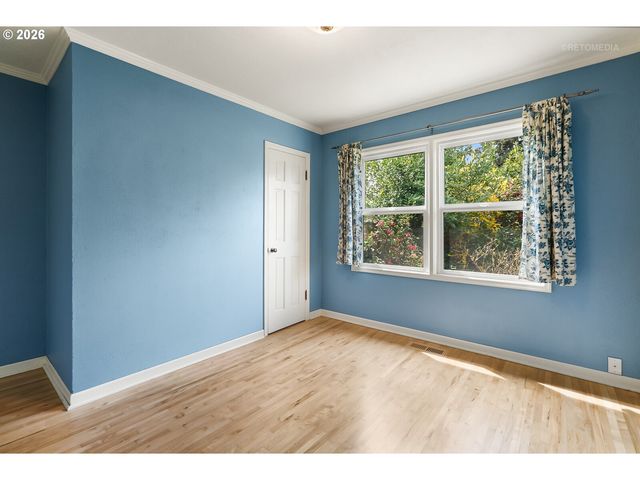 874 Ne BIRCHWOOD Dr, Hillsboro, OR 97124